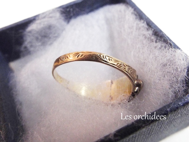 victorian garnet pearl 9k ring