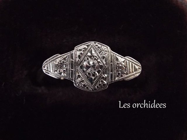 antique 3diamonds 18k & plat ring